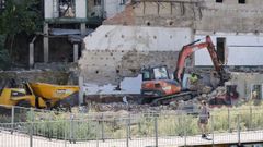 Derribo Casa de Ba�os, en la zona de As Burgas