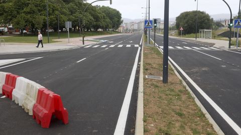El tramo todavía cerrado al tráfico está aparentemente concluido, a falta de remates.