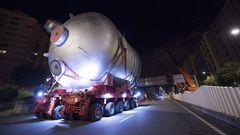 LA REFINER�A RECIBE EL PRIMER GRAN EQUIPO DE LOS
TRES PROYECTOS MEDIOAMBIENTALES EN CURSO