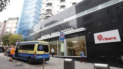 Entrada del hopistal Povisa, en Vigo