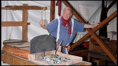 Una exhibici�n de la asociaci�n Caetra Lucensium en una de las �ltimas ediciones del Arde Lucus