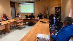 Reuni�n en el consistorio de A Pobra do Broll�n en la que se acordaron medidas por el coronavirus