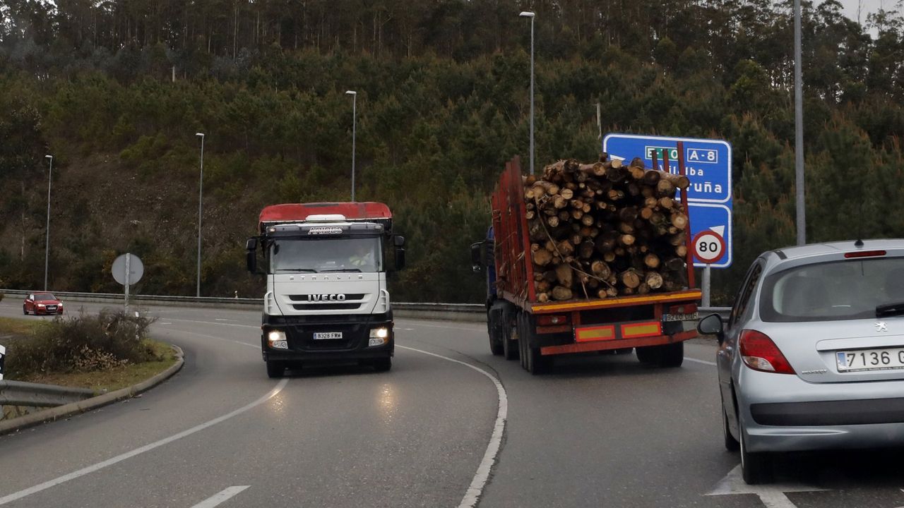 Detenido un grupo que llegó a robar 70 farolas de la autovía del Cantábrico