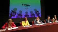Mar�a Loureiro (PSOE), Mari�a Gueimunde (PP), Bernardo Fraga (Por Viveiro) y Miriam Berm�dez (BNG), durante el debate electoral organizado por La Voz antes de las municipales de Viveiro