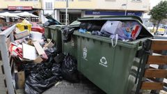 Basura acumulada este viernes en Burela