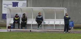 Este era el aspecto que presentaba el banquillo del Club Lemos el pasado domingo ante el Arteixo en ausencia de Murado. 