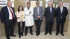 Isidoro Rivera Campos (primero por la izquierda) con otros antiguos directores del Hospital Pblico de Monforte en la celebracin del 25 aniversario de la creacin de este centro, en el 2011