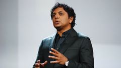 El director de cine M. Night Shyamalan salt� a la fama en 1999 con su filme �El sexto sentido�.