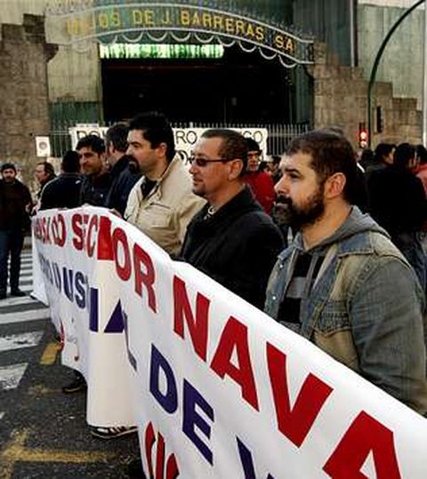 Protesta de trabajadores de Barreras, ayer en Vigo.