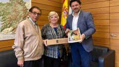 El secretario xeral da Emigraci�n, durante su encuentro con la secretaria del Centro Galego de Tarragona