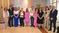 �ngela Paz, presidenta de Asseii, fue la encargada de recoger el premio de los farmac�uticos de Pontevedra