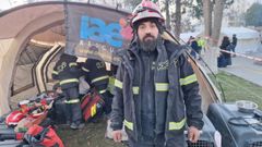 Miguel Montero, del GES de Muros, en el campamento de Adiyaman, en Turqua