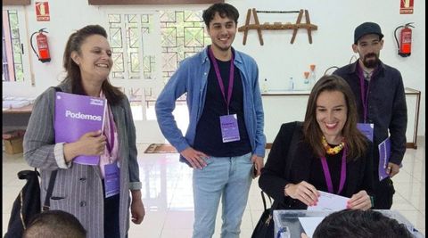 Mara de la O Fernndez canidata por Podemos en Vilagarca