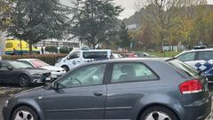 Ambulancia que se trasladó al campus para trasladar al hombre que se encontraba alterado.