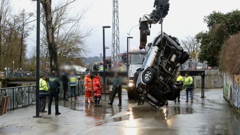 El coche fue desplazado al malec�n