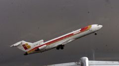 Imagen de archivo de un vuelo de Iberia en Peinador