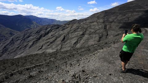 Efectos de los incendios forestales del pasado julio en la parte norte de la sierra de O Courel