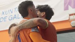 Al�n, Raid y Pitero celebran un gol al Legan�s.