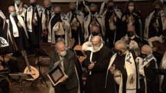 El homenaje de las rondallas a Casa Rivera