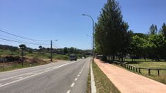 La carretera PO-308 a su paso por Montalvo, en Sanxenxo, uno de los tramos de este vial donde se reforzar el firme