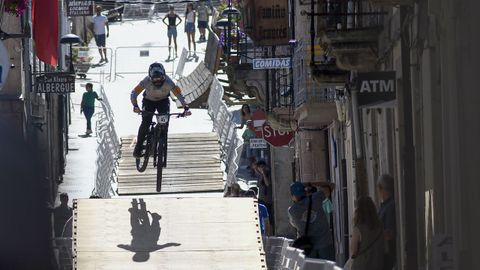 Carrera final del descenso urbano de Sarria