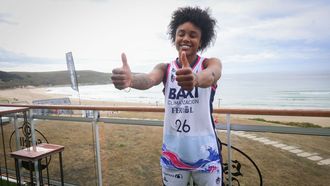 Presentaci�n oficial de la equipaci�n del Baxi Ferrol en Pant�n
