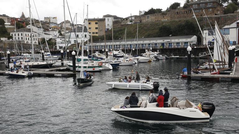 Lanchas recreativas en el n�utico de Ribadeo, a finales de septiembre del 2023.