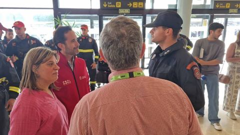 Gimena Llamedo, a la izquierda