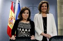 S�enz de Santamar�a y B��ez, antes de dar cuenta de los acuerdos del Consejo de Ministros.