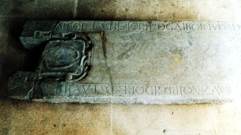 Lápida funeraria de Juan de Gaibor, importante familia de judeoconversos que tenía panteón en el desaparecido convento del Campo de San Antonio