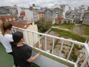 Vista, ayer, de parte de la parcela en la que se edificar� el complejo comercial. 