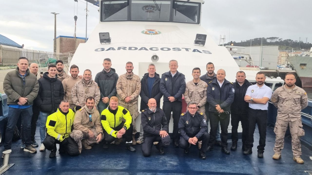 Gardacostas participó en un dispositivo conjunto que se llevó a cabo en la ría de Arousa
