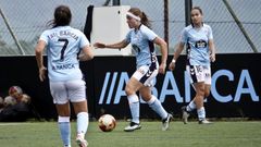 Las jugadoras de As Celtas Tati Barcia, Ana Toubes y Nara Fern�ndez, en un partido en A Madroa.