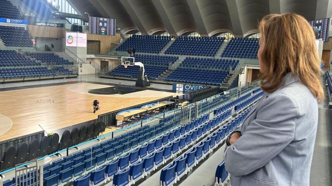 La concejala Concepci�n M�ndez en el Palacio de los Deportes de Oviedo