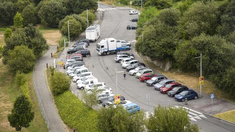 Los vecinos no podrán aparcar ni circular por una calle próxima al parque de Tafisa hasta el 28 de agosto, donde se instalarán los feriantes de las fiestas