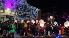 Foto de archivo del lanzamiento de farolillos en Trives.