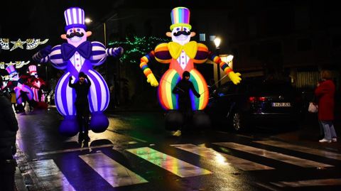 Animacin durante el recorrido de los Reyes Magos por Monforte