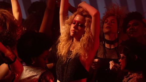 La int�rprete Mia Goth, en una escena del filme �MaXXXine�.