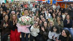 Emotivo homenaje a la profesora Ana Rivas su �ltimo d�a en el instituto F�lix Muriel de Rianxo