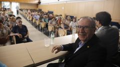 Jos� Luis D�az Leyes pudo por fin despedirse de sus compa�eros en el centro en el que ejerci� la docencia durante 44 a�os