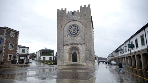 La iglesia de Portomar�n. 