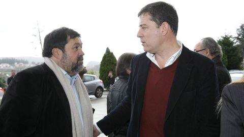 El exministro Francisco Caama�o y Jos� Ram�n G�mez Besteiro, en una imagen del 2013.