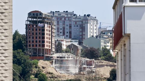 As se vea O Garan desde el barrio de A Ponte