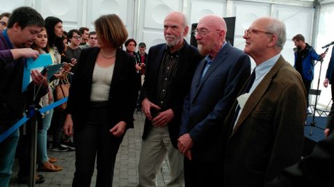 Rainer Weiss, Kip S. Thorne, Barry C. Barish y Laura Cadonati