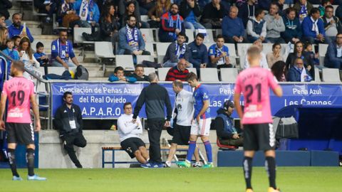 Real Oviedo Verdes Carlos Tartiere Horizontal.Verdes se retira lesionado en el encuentro ante el Tenerife