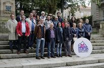 El portavoz nacional del BNG, Xavier Vence, arrop� la presentaci�n de la candidatura. 