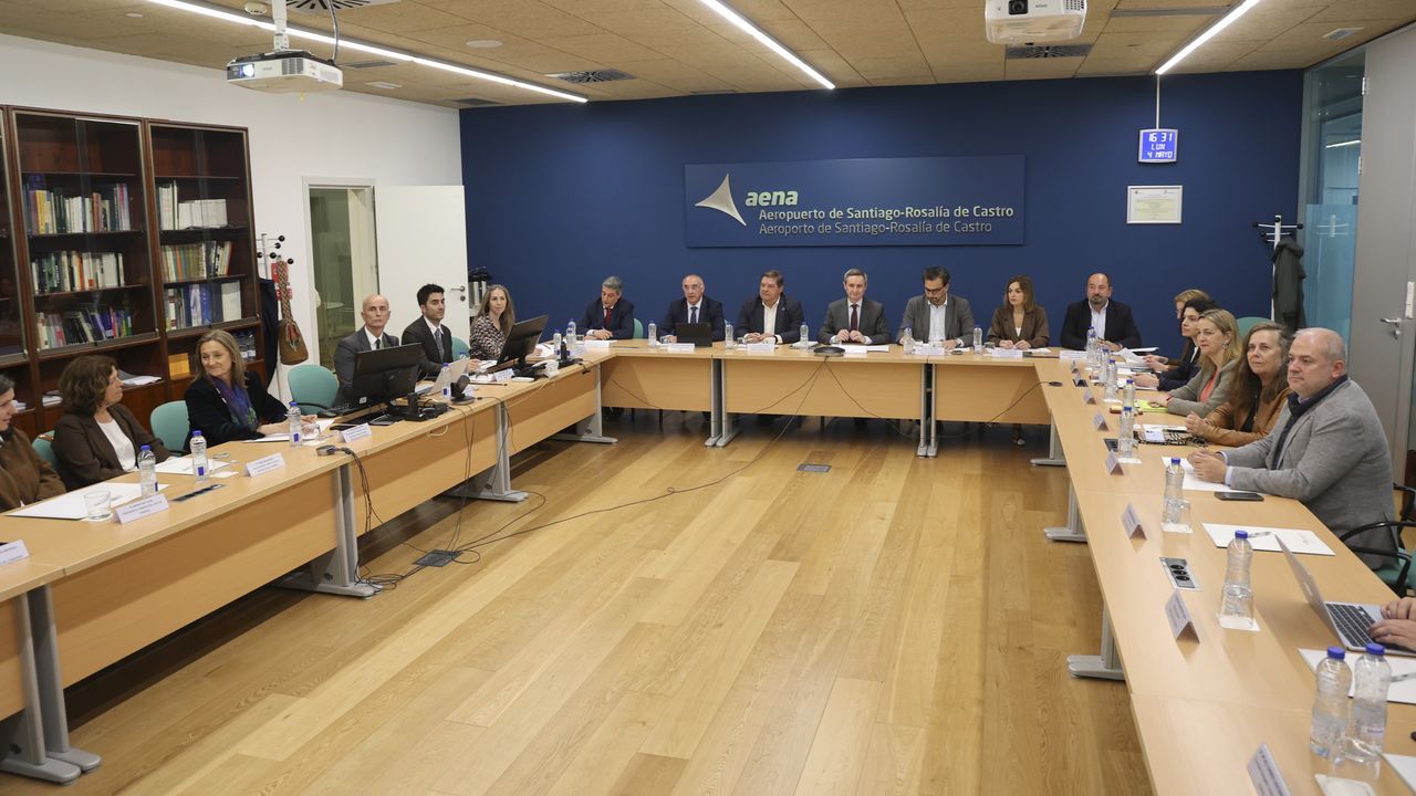 Las diputaciones de A Coruña y Pontevedra se sumarán al plan de la Xunta para incentivar la captación de rutas para los tres aeropuertos