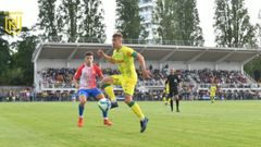 Nacho M�ndez en una acci�n del partido