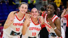 Ins Sotelo celebra el pase a cuartos, junto a la gallega Paula Salinas y la catalana Somto Okafor