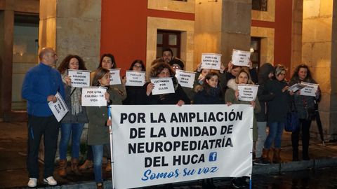 Familias asturianas piden ampliar la unidad de Neuropediatr�a del HUCA